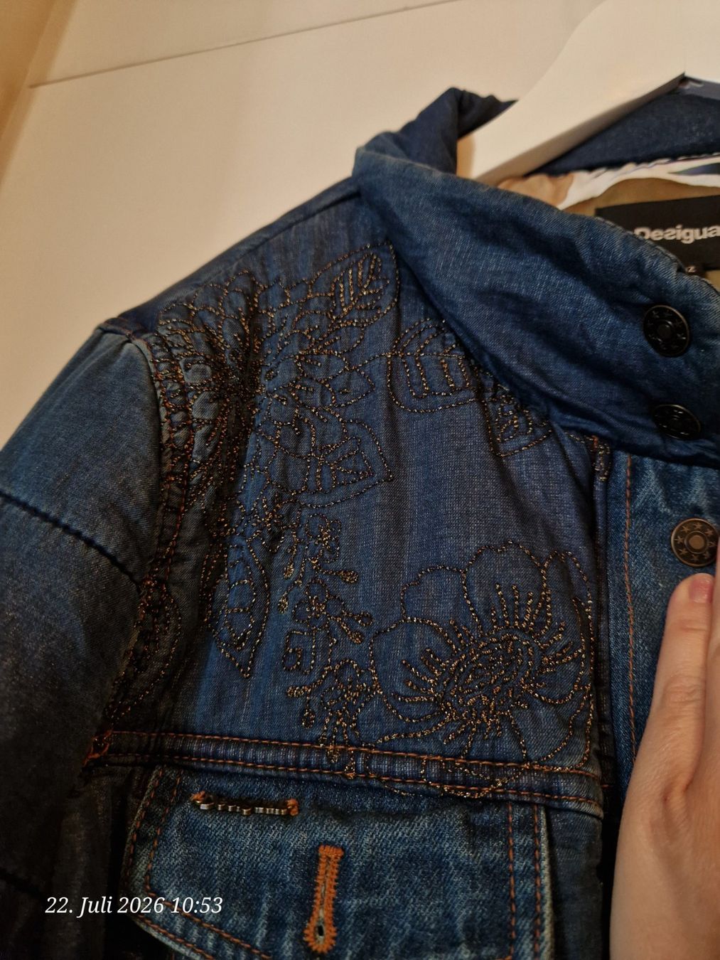 Desigual Giacche: Jeansjacke Desigual gr.40 – Nuovo (secondo la descrizione) da Frauenfeld venduto da Steiner0412 1