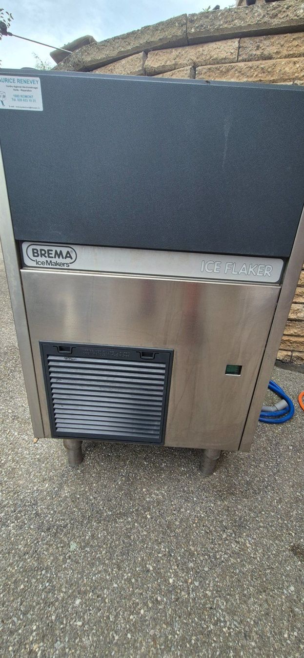 Tutte le macchine: machine a Flocon de glace Brema gb 902a – Usato da Berlens venduto da ETE68 2