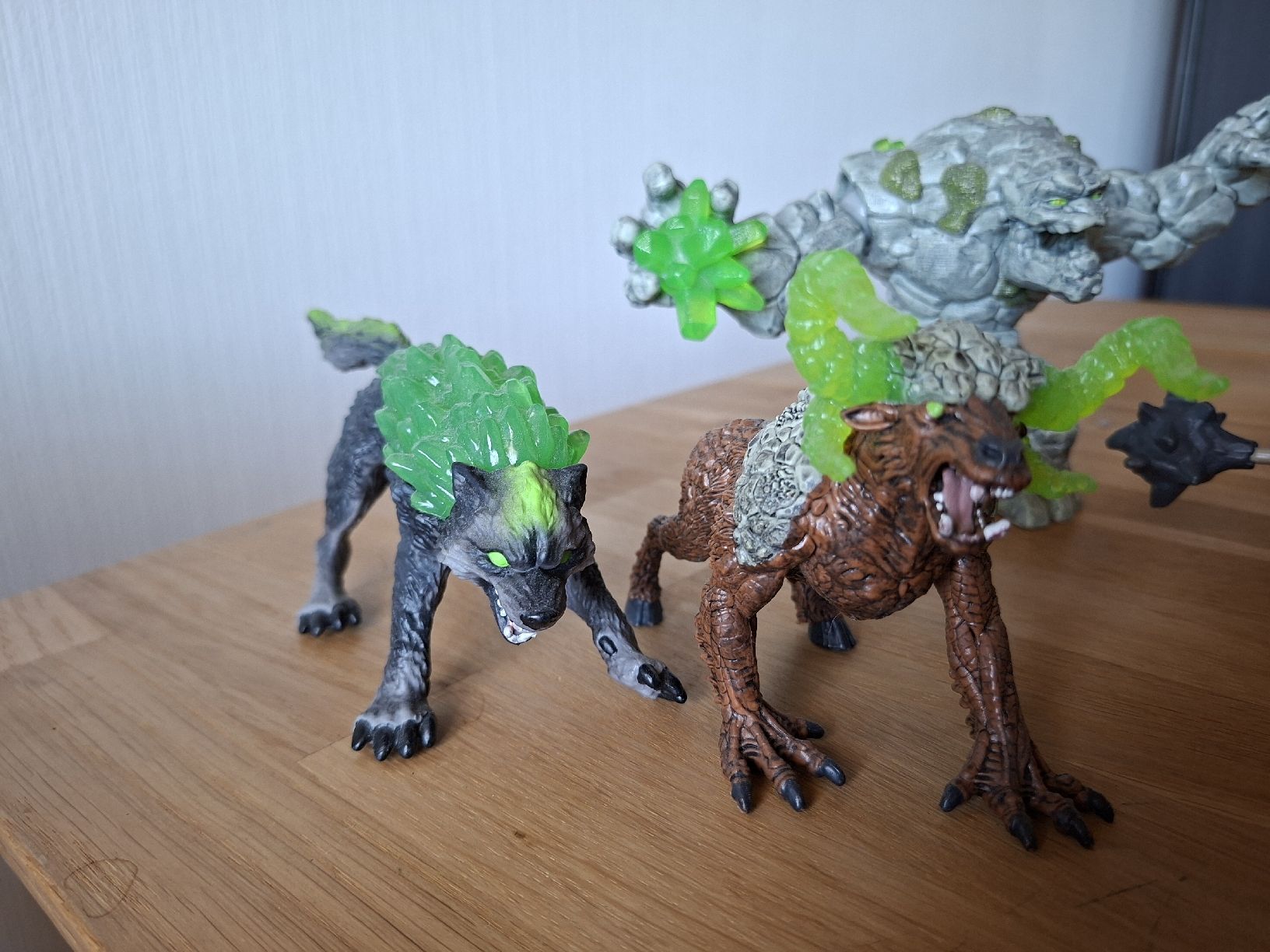 Jouets: verkaufe 5 Schleichmonster – D'occasion à Günsberg par ste_qq59 1
