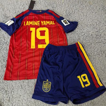 Spanien Fussballtrikot Set WM 26, Lamine Yamal, Gr.152, Neu!