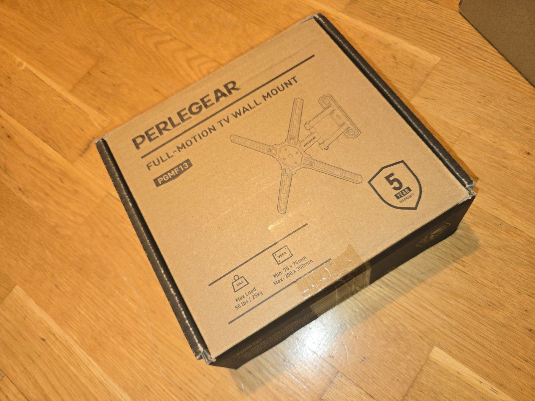 Mobili TV: Perlegear TV Wall Mount, Full-Motion, for 26"-55" TVs New – Nuovo e nell'imballaggio originale da Basel venduto da vit_29lq
