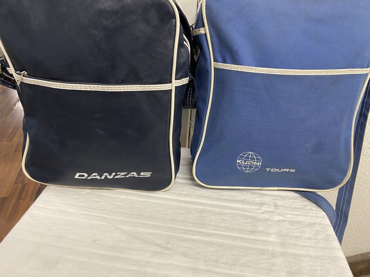 Borse: 2xVintage Schultertasche – Usato da Dietikon venduto da brocki-eyra 5