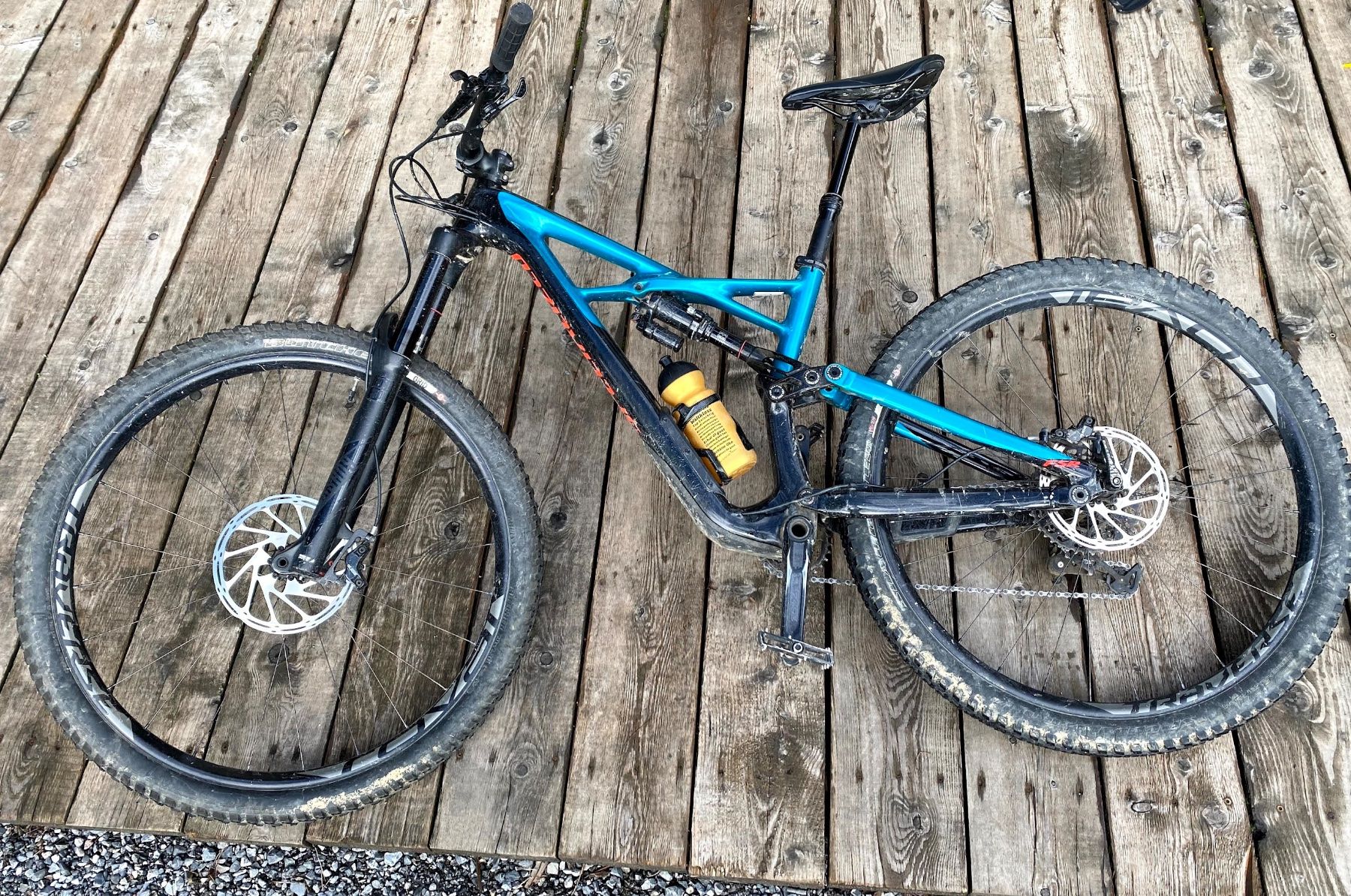 Specialized Velos: Specialized - Enduro Elite Carbon Fully 29" Gr. M – Gebraucht aus Herrliberg von Tcardo 1