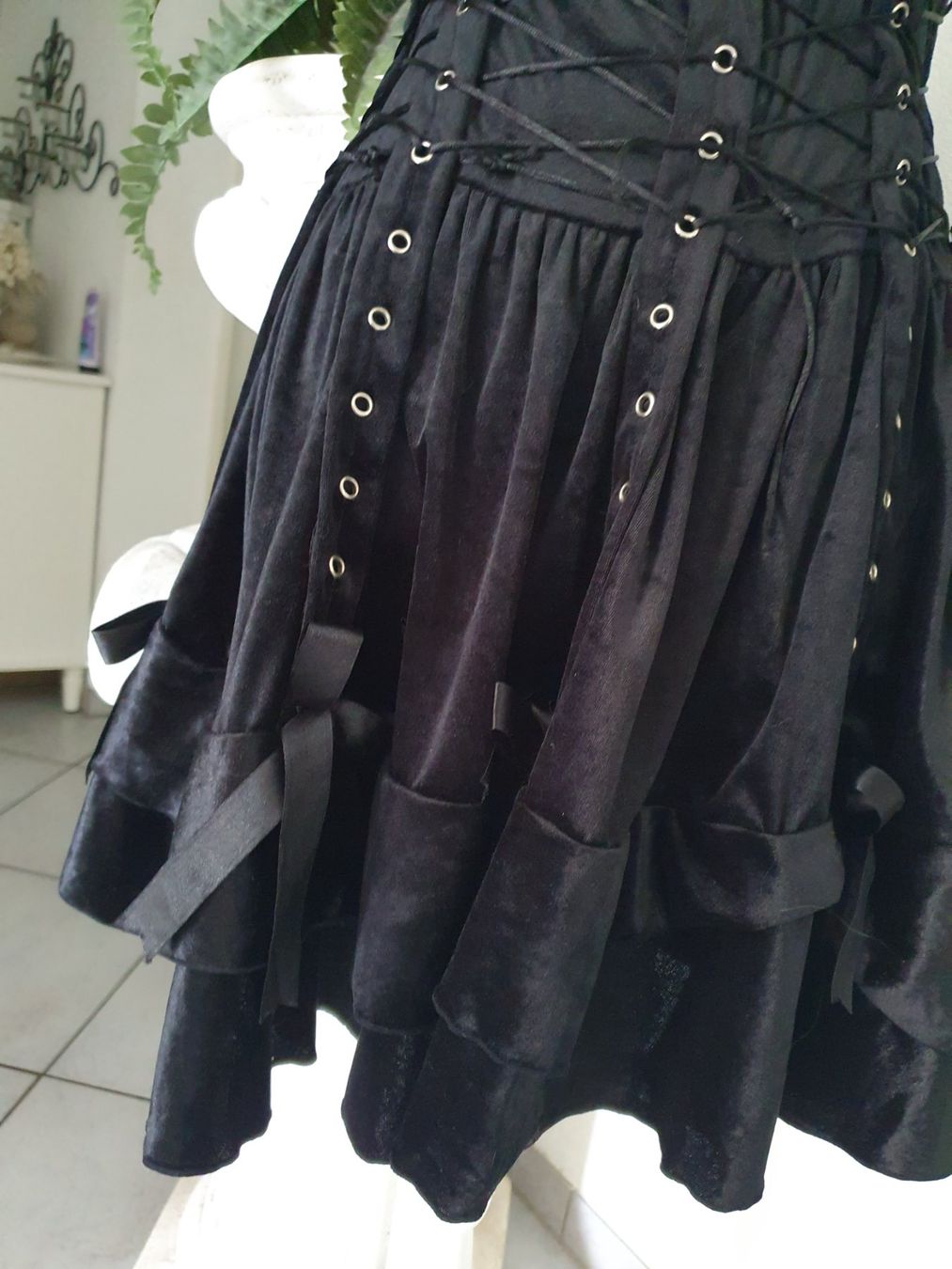 Kleider: Grschnürtes Gothic Samtkleid Gr S "Sinister" – Gebraucht aus Münsingen von BlackTears-3 4