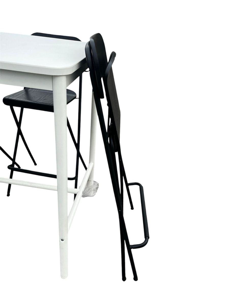 Set di tavolo e panche: Bartisch mit 4 Stühle – Usato da Madiswil venduto da SWISS_49.B 3