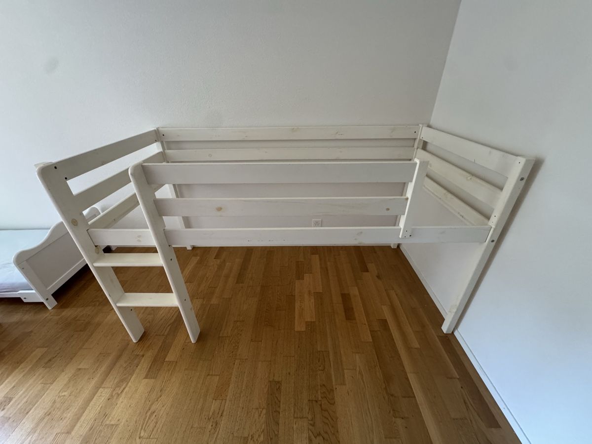 Letti: Hochbett mit Rutsche – Usato da Bern venduto da Felipe1ch 2