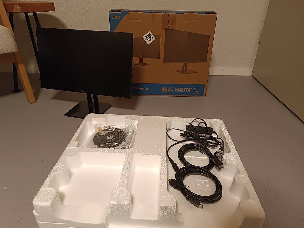 AOC Monitor: Monitor AOC 22v2q – Usato da Fislisbach venduto da vogelparadies 1