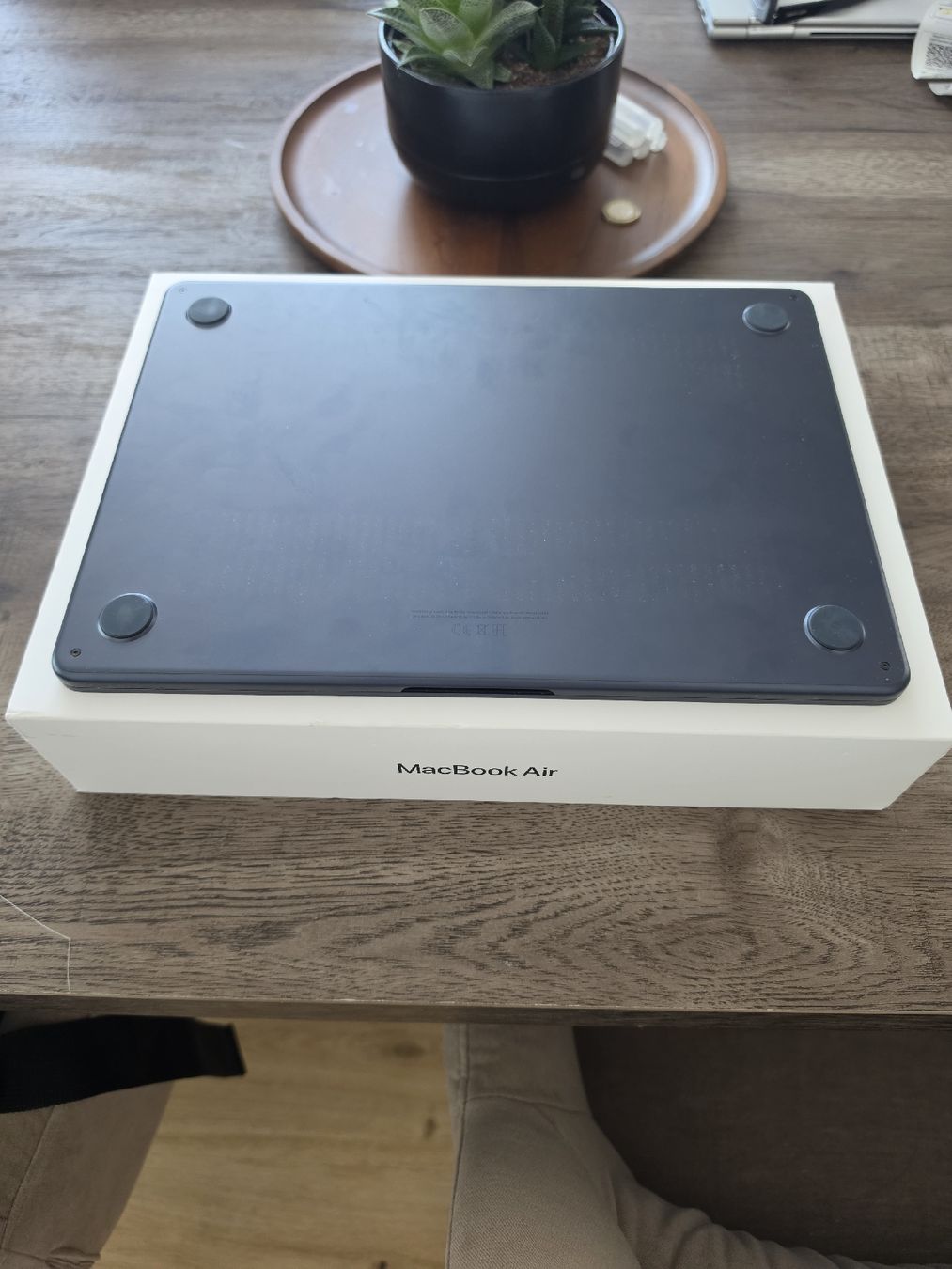 Apple Notebook: Apple MacBook Air  – Usato da Frick venduto da TCGInfinity 1