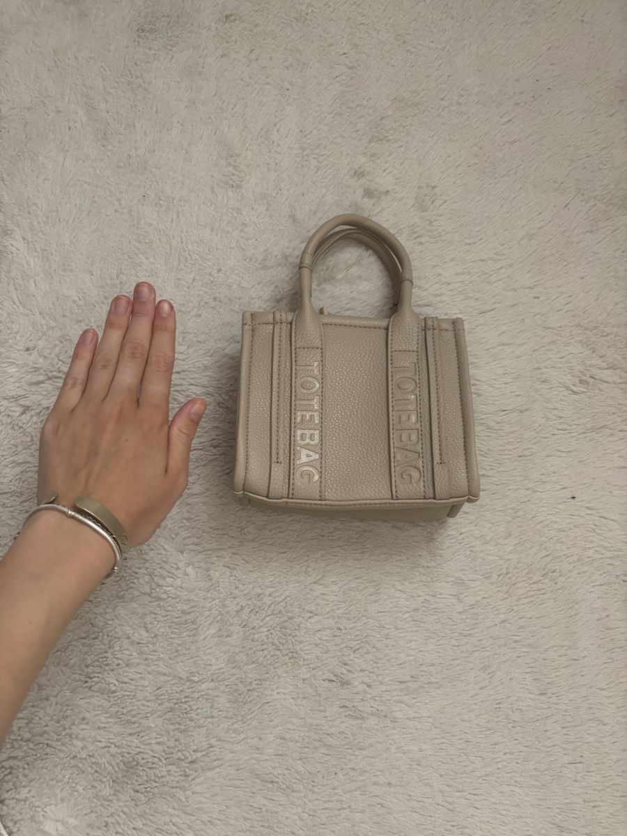 Borse da donna: Tote Bag  – Nuovo (secondo la descrizione) da Hütten venduto da moc_5xdf 1
