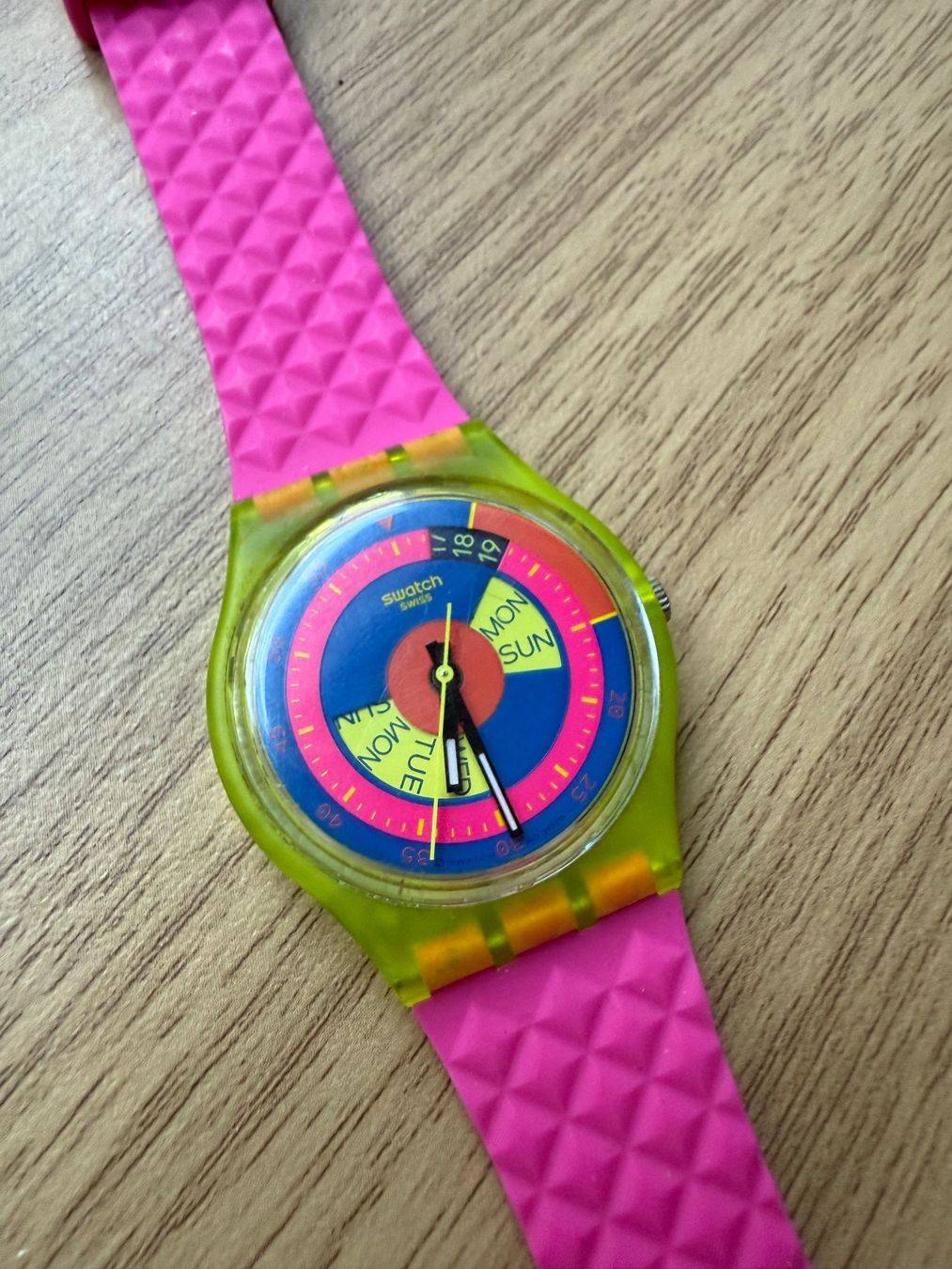 Swatch Orologi: Swatch Uhr Damen – Usato da Berikon venduto da chuchu 1