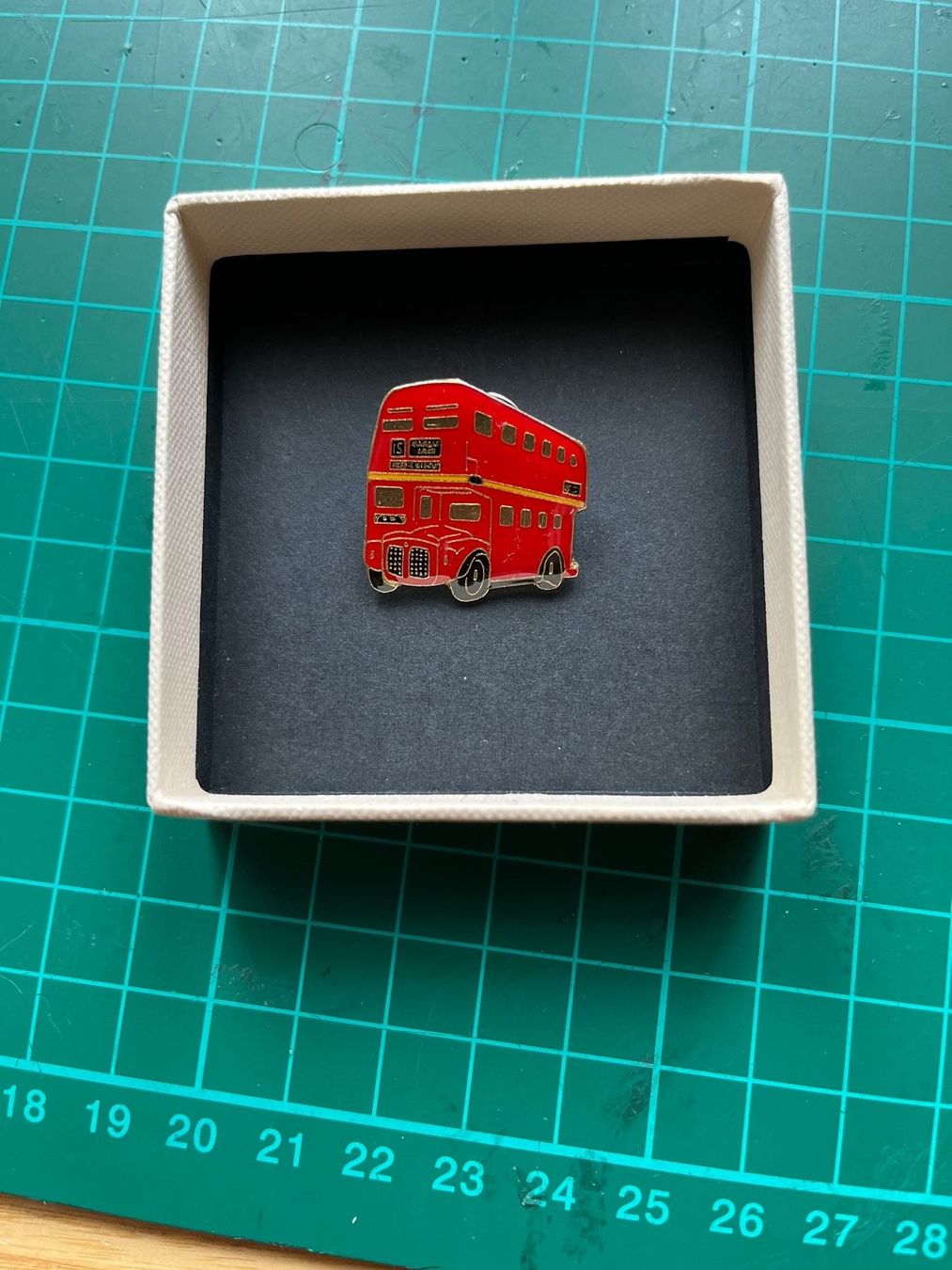 Placchette & Badge: Pin – Usato da Altendorf venduto da herkules74