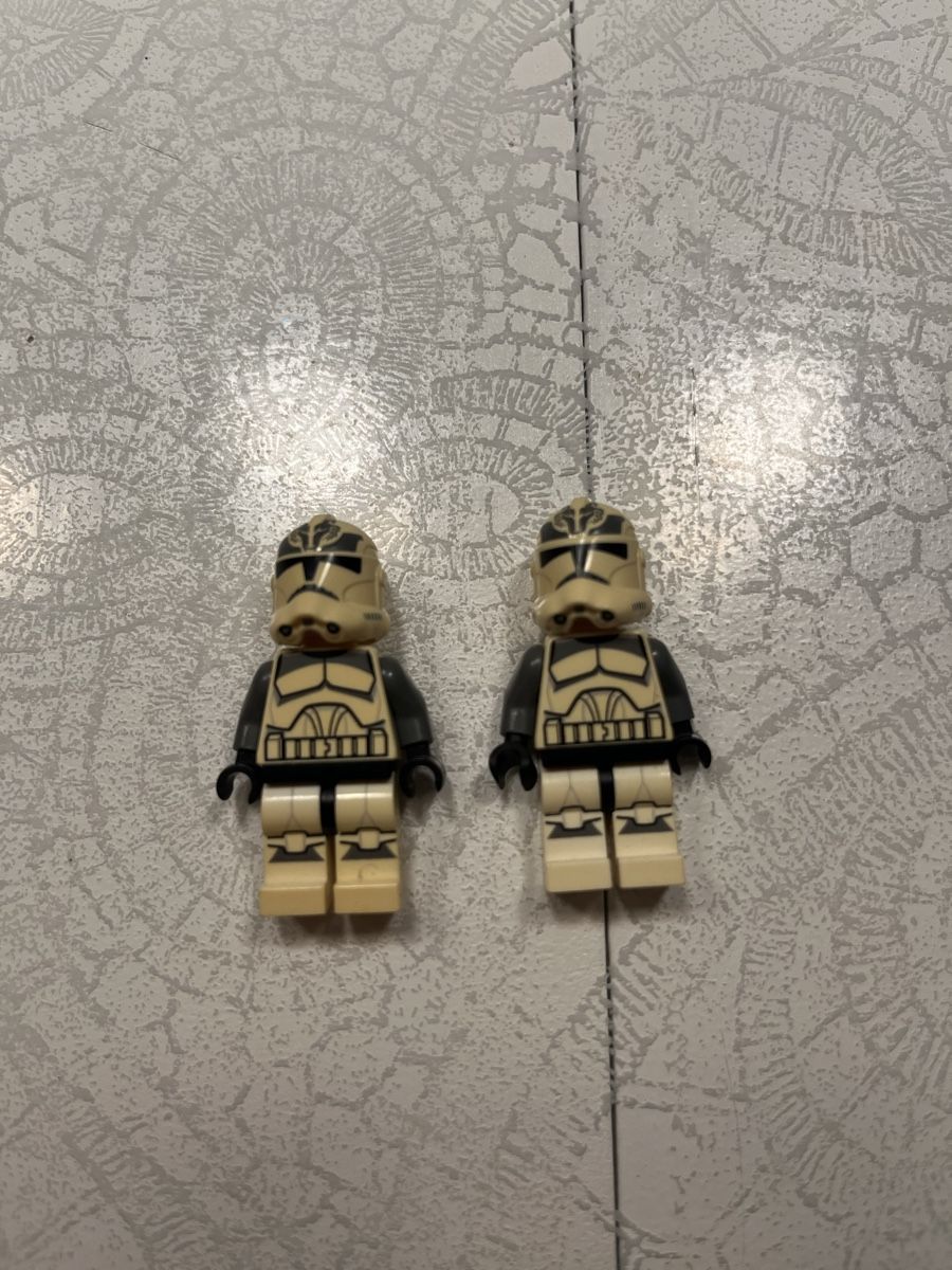 Lego Giocattoli: Lego Star wars Wolfpack Klone Set 75045 – Nuovo (secondo la descrizione) da St. Margarethen TG venduto da nic_n9n5