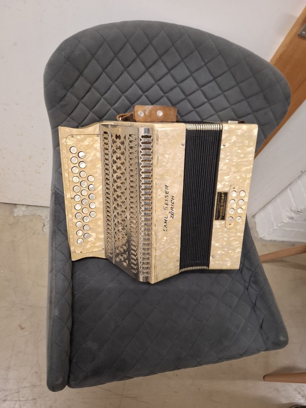 Musikinstrumente: nussbaumer orgeli – Gebraucht aus Villeneuve von BibiVintage 4