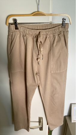 Pantalon beige taille unique bon état