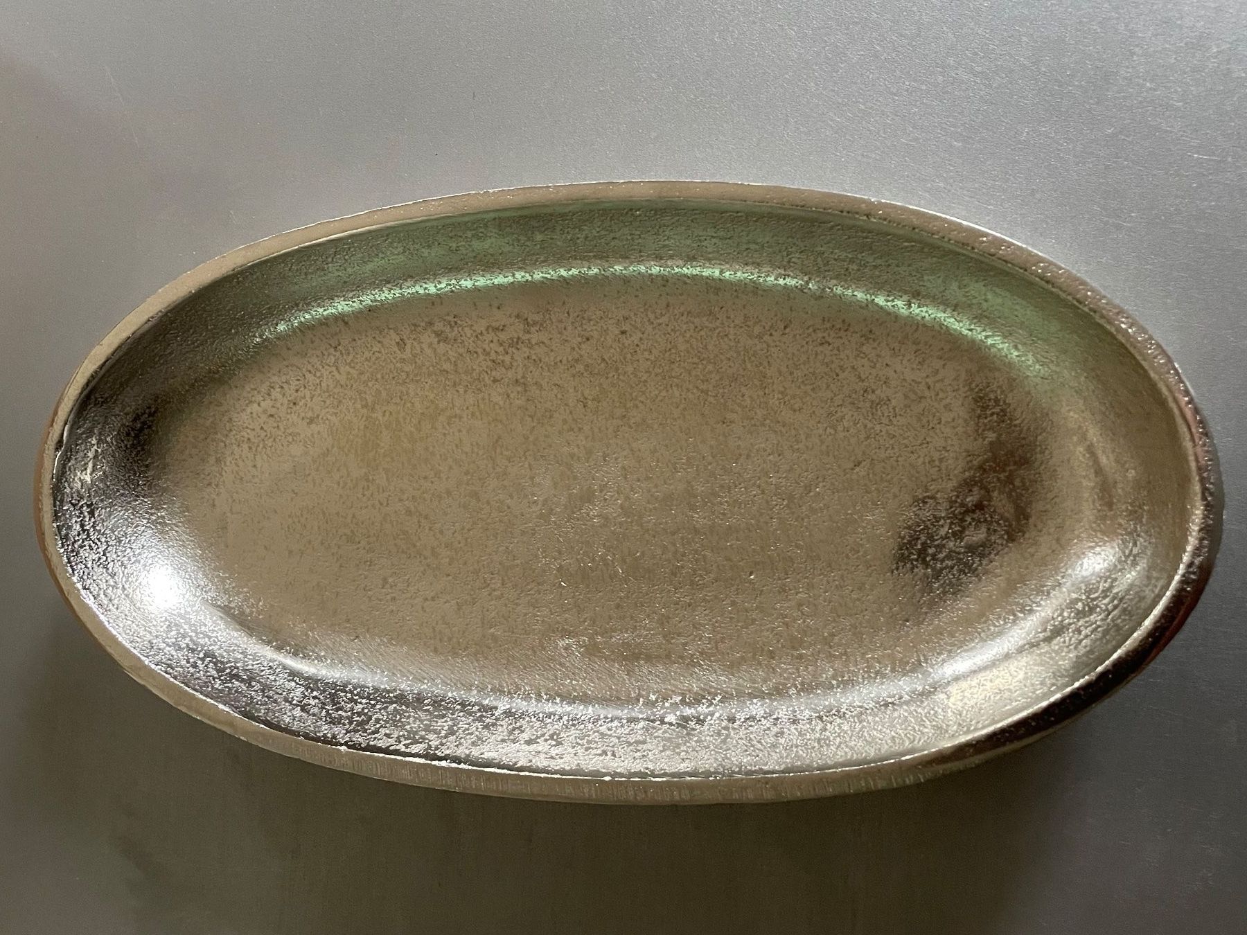 Piatti di portata: Schale Tablett oval/Aluminium/NEU – Nuovo e nell'imballaggio originale da Volketswil venduto da rubin74 2