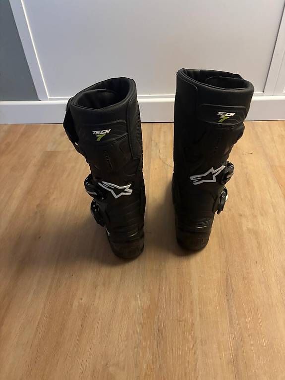Scarpe da uomo: BOTTES ALPINESTARS TECH 7 – Usato da Collombey venduto da qua_lb8f 1
