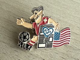 Pin WM USA94