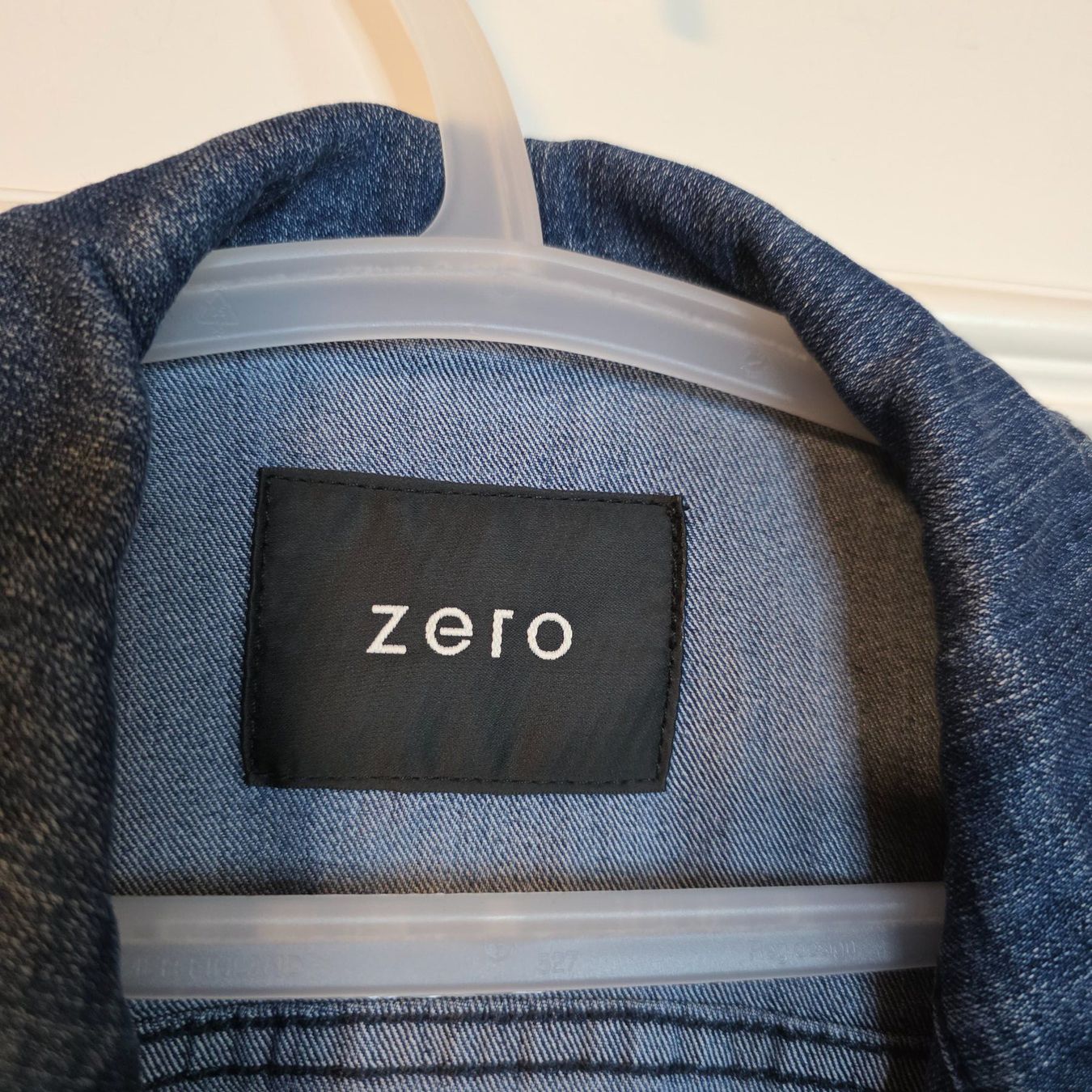Giacche: Jeansjacke ZERO 36/38 tailliert – Usato da Wald ZH venduto da CapLux 3