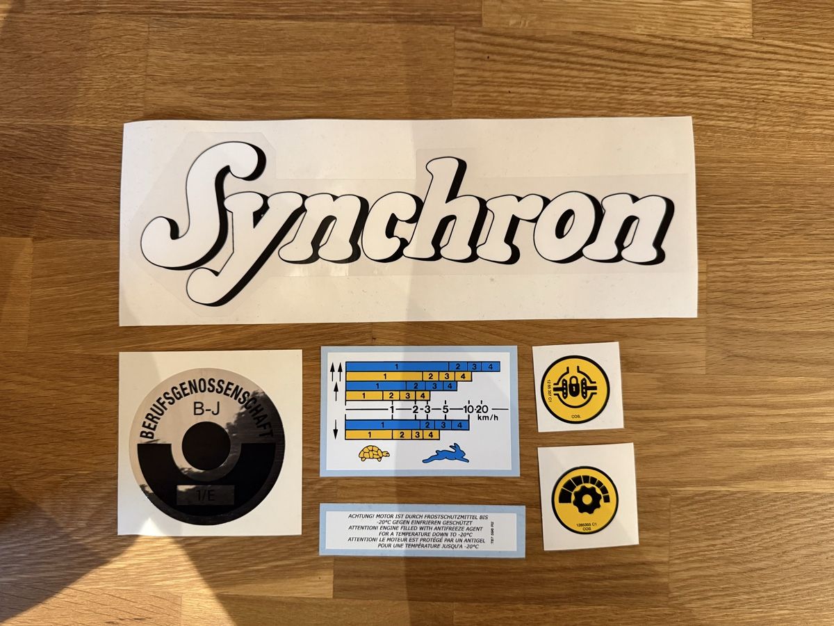 Sticker: Diverse Aufkleber zu IHC 33er Serie – Nuovo e nell'imballaggio originale da Reisiswil venduto da uleibundgut