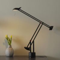 Artemide Tizio Tischleuchte, schwarz - NEUWERTIG