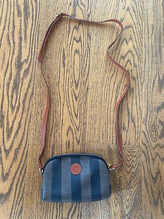 NEU Fendi Vintage Handtasche