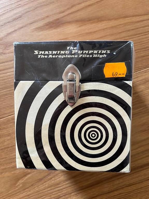 CD: A vendre NEUF box CD  the aeroplane – Usato da Marin-Epagnier venduto da Moi