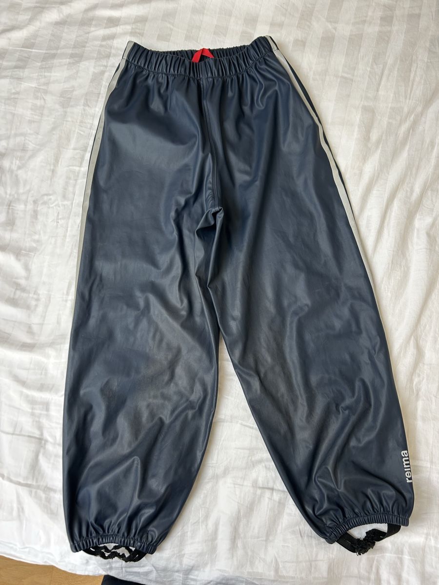 Reima Pantaloni: Reima Regenhose, 122 – Usato da Bern venduto da junibrise
