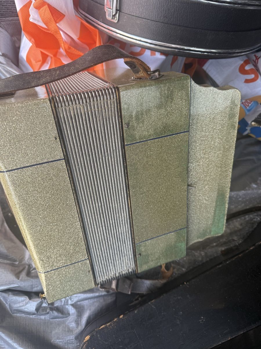 Helbling Instruments de musique: Herbling silbertone  – D'occasion à Strengelbach par HeidiHeidi09 1