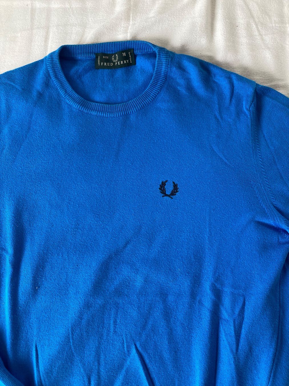 Fred Perry Pullover & Sweatshirts: Hellblauer Fred Perry Longsleeve Pullover (Gr. M, Baumwolle) – Neu (gemäss Beschreibung) aus Zollikofen von butch14 2