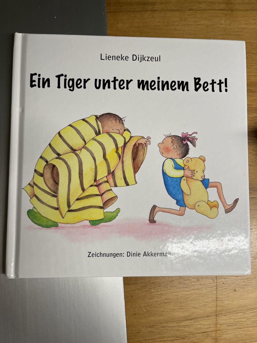 Bücher: Kinderbuch - Der Tiger unter meinem Bett – Gebraucht aus Stans von scheuerc