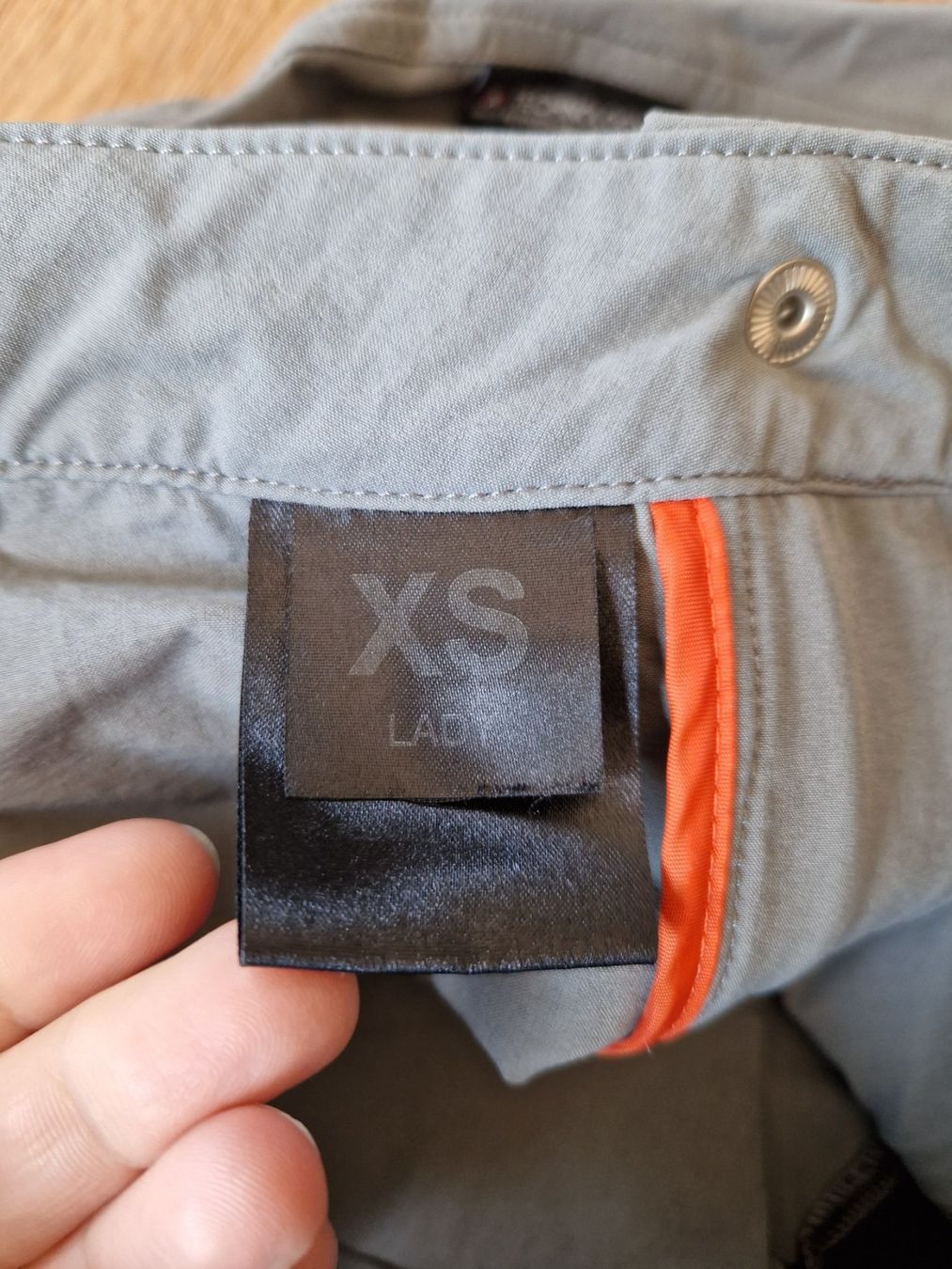 X-bionic Pantaloni: X-Bionic mtb cycling shorts size XS – Nuovo (secondo la descrizione) da Adliswil venduto da fashionholic 3