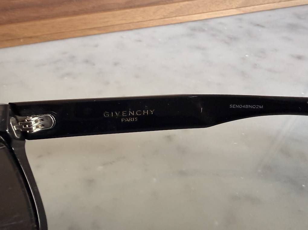 Occhiali & Lenti: Givenchy Sonnenbrille  – Usato da Adligenswil venduto da TST04 2