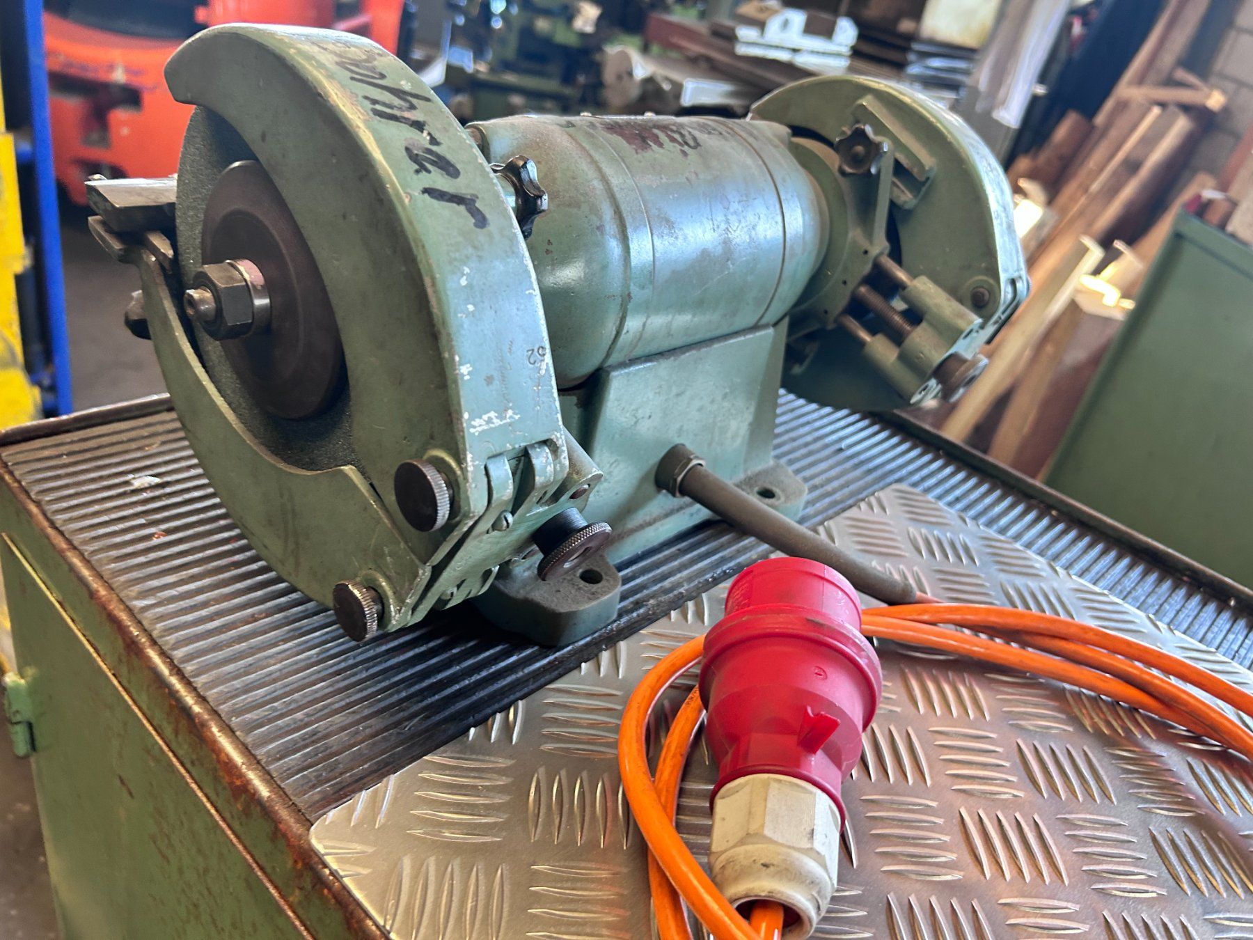 Toutes les machines: Doppelschleifmaschine – D'occasion à Münchenstein par fransch 4