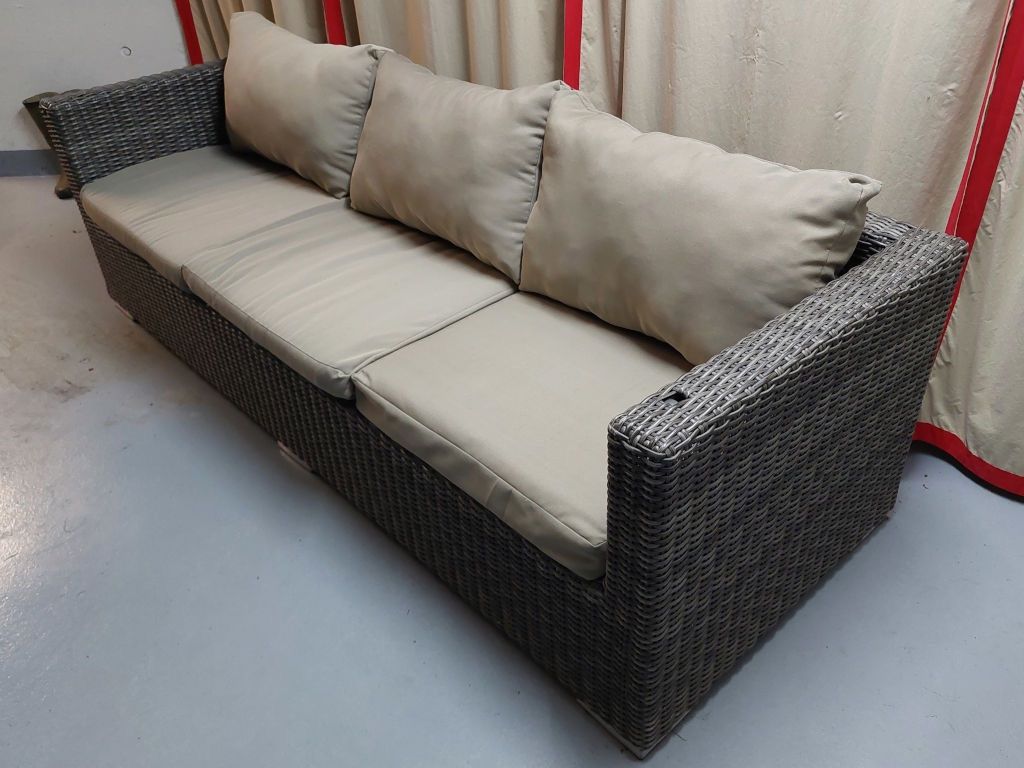 Divani: Outdoor Lounge-Sofa Anthrazit – Usato da Kirchlindach venduto da jupiter2010
