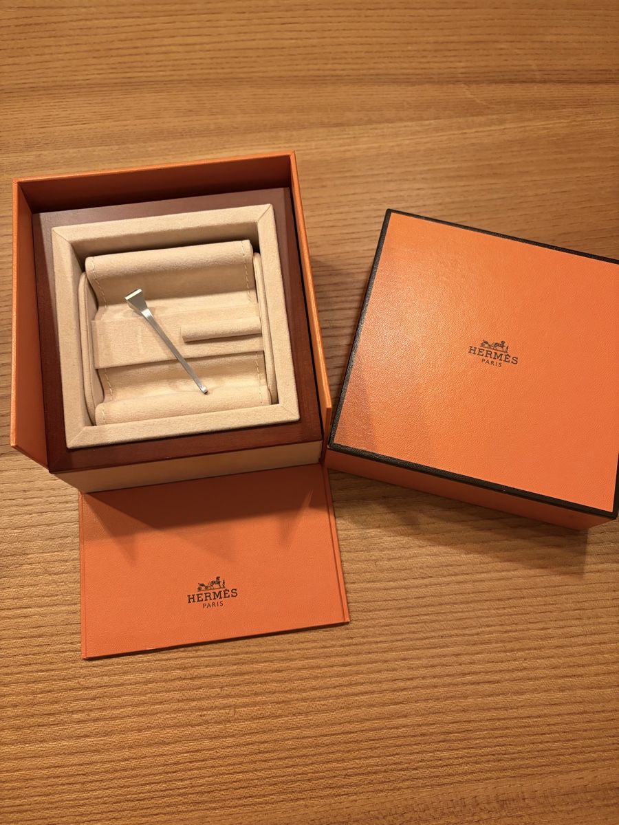 Scatole porta orologi: Hermes Box Uhr mit Werkzeug Original – Nuovo (secondo la descrizione) da Zollikofen venduto da PedroIV 1