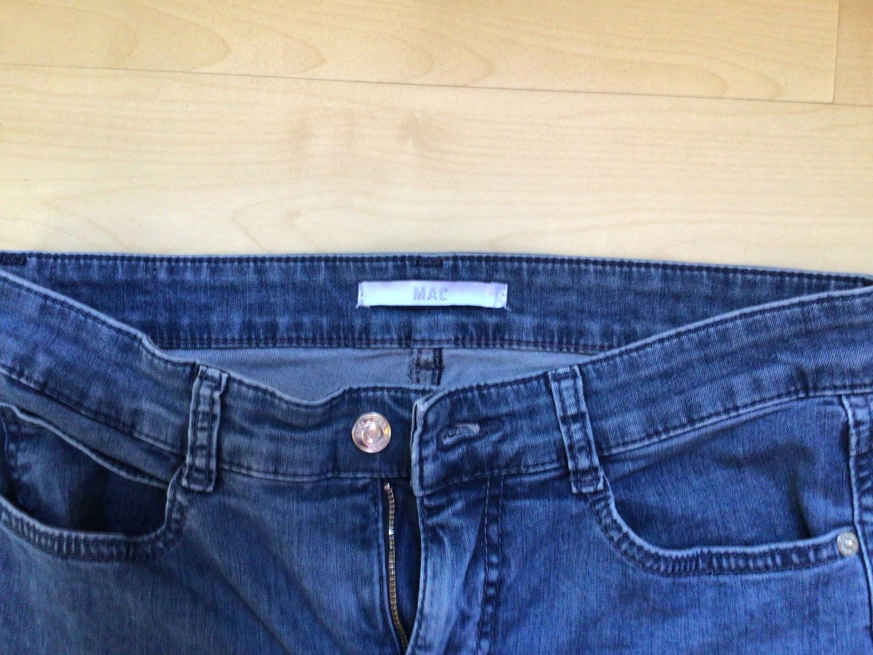 Jeans: *** Jeans Mac Angela Gr. 38/30 – Gebraucht aus Leutwil von  1