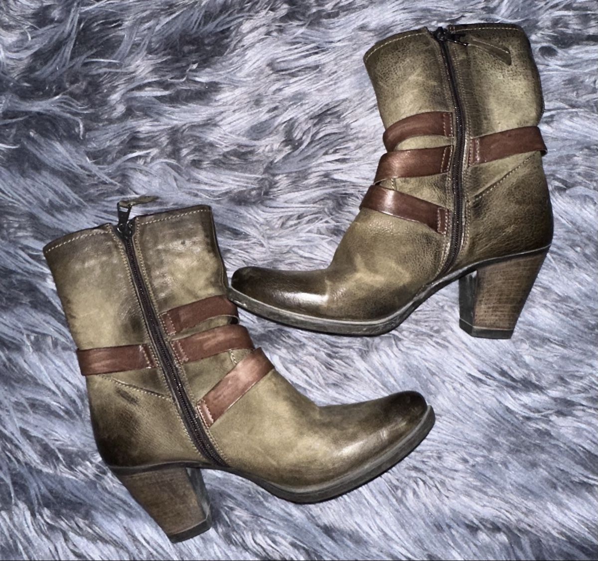 Scarpe da donna: BATA STIEFELETTEN GR. 39 LEDER – Usato da Unteraegeri venduto da MH203 4