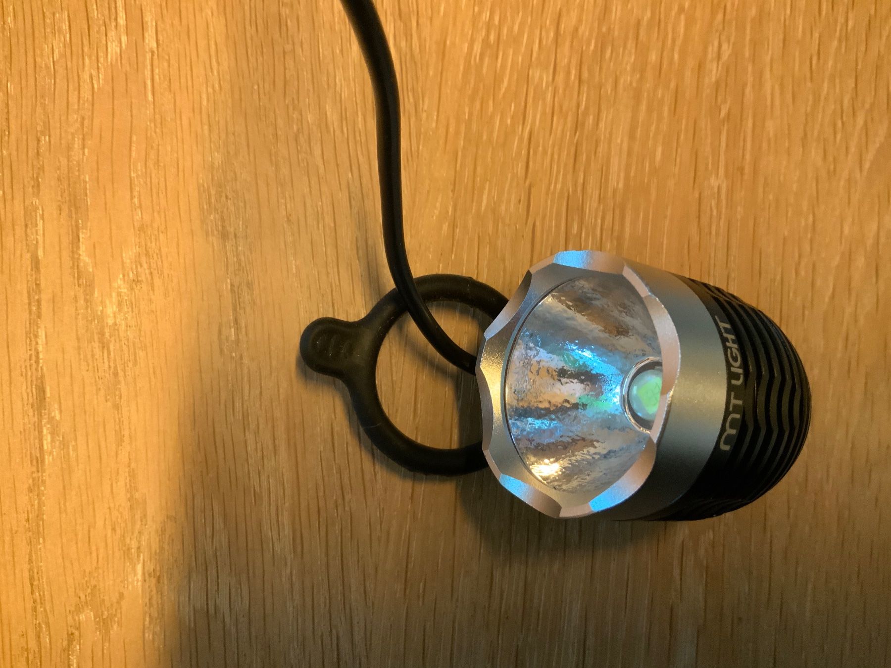 Pezzi di ricambio: MT Light Bikescheinwerfer MT900 – Usato da Brugg AG venduto da Iceland74