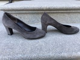 Pumps Gr 38 dunkelgrau von Roberto del Carlo