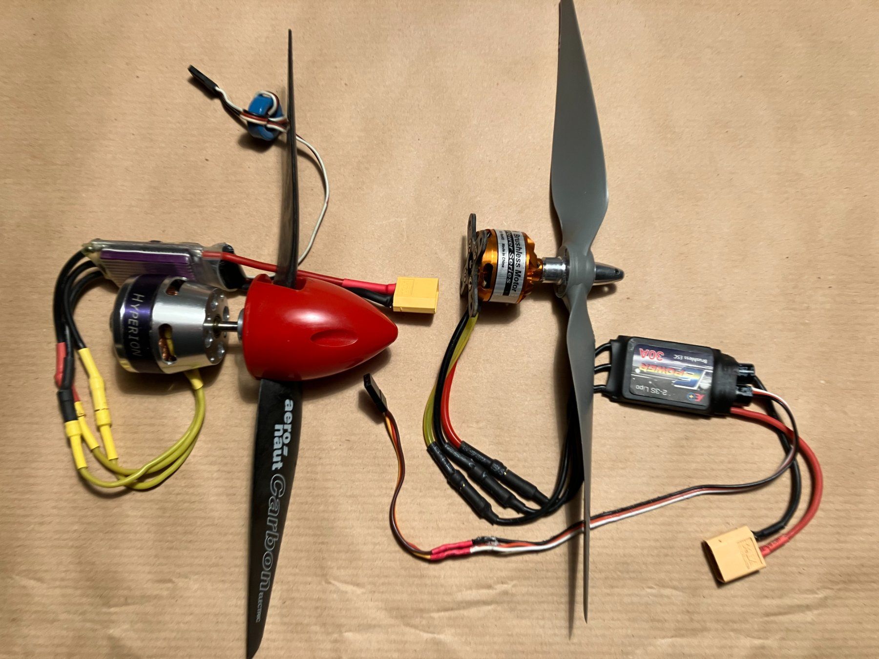 Motori: 2 Brushless Motoren – Usato da Plagne venduto da jambo20
