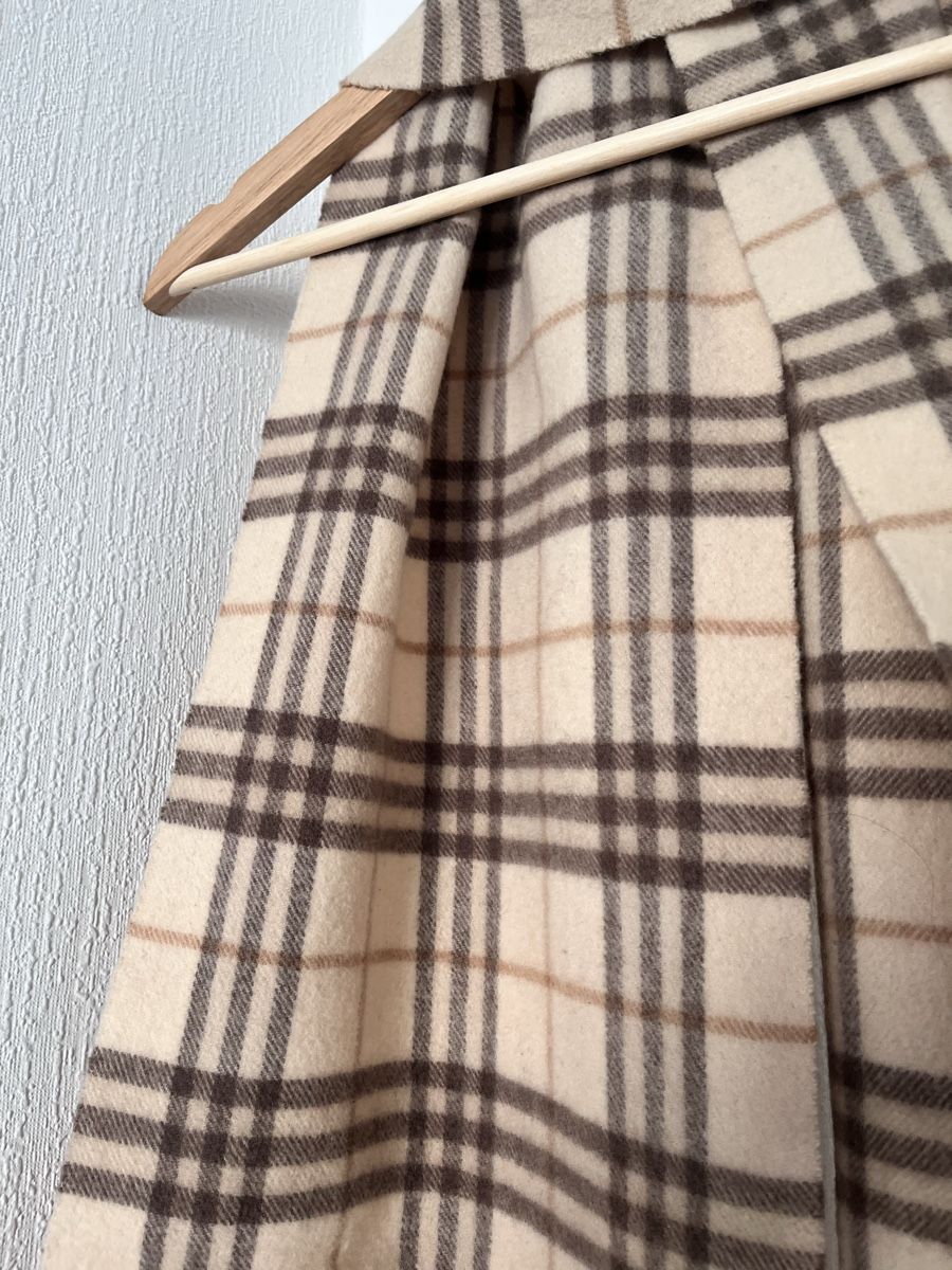 Burberry Foulard & Sciarpe: Burberry Wool Scarf Original – Usato da Lausanne venduto da Danash 6