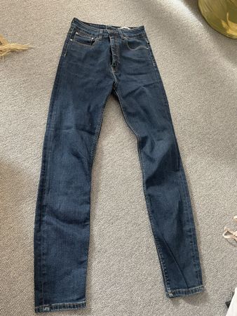 Top Zustand: Zara Jeans, High Rise, Slim Fit, Grösse 36