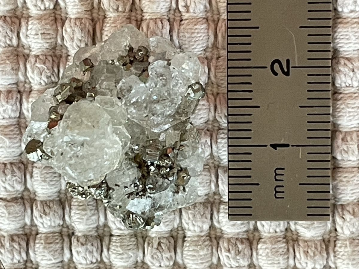 Minerali & Pietre curative: Pyrit mit Quarz – Usato da Rümlang venduto da resale35