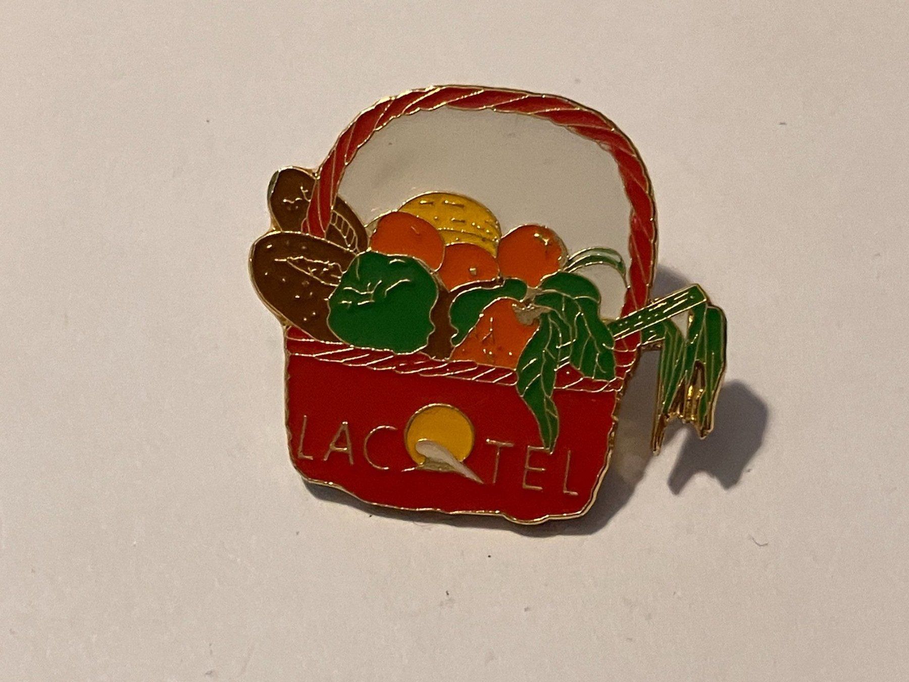 Placchette & Badge: 1 Pin Lacotel – Usato da Basel venduto da djwwpp