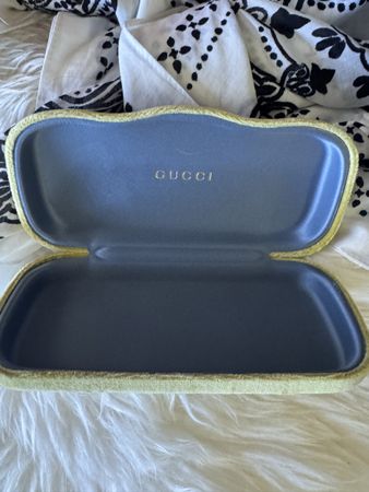 Gucci Brillenetui Samt Gelb 