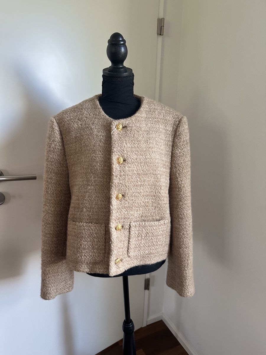Celine Giacche: CELINE tweed jacket - camel - size FR42 – Nuovo (secondo la descrizione) da Langnau am Albis venduto da bar_ml6k