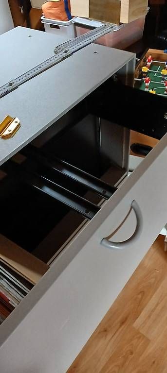 Armoires: Hängeregisterschrank Vitra – D'occasion à Gelterkinden par ern_fc8n 1