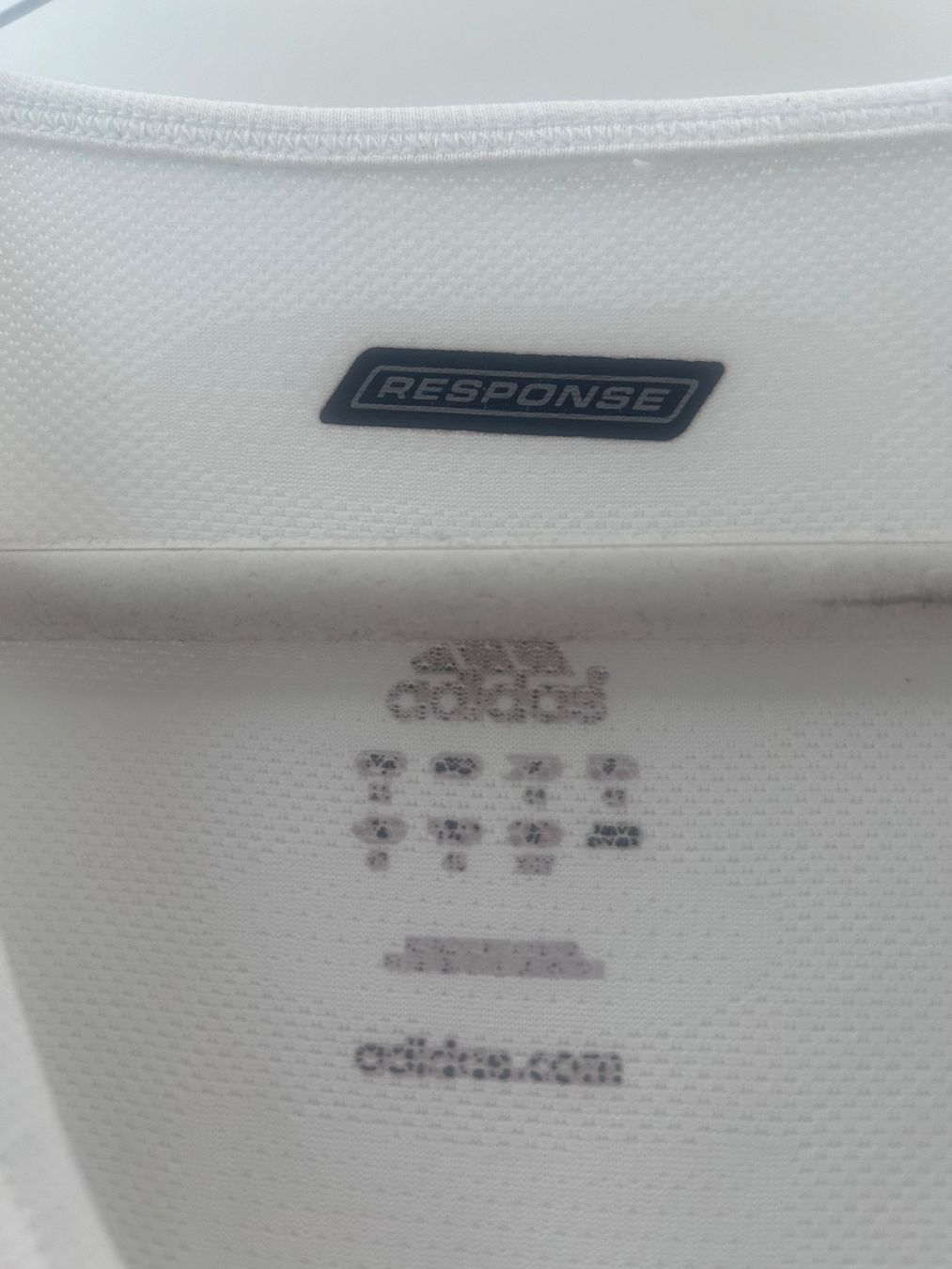 Adidas T-shirt: ADIDAS Langarmshirt – Usato da Dättwil AG venduto da fio_d76l 4