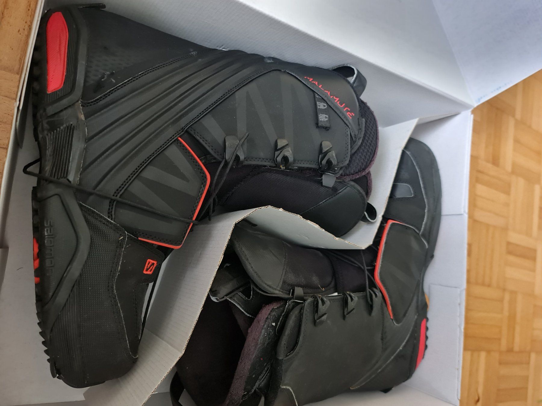 Salomon Chaussures hommes: Snowboard Schuhe Malamute Salomon – D'occasion à Stallikon par Sma_kq56