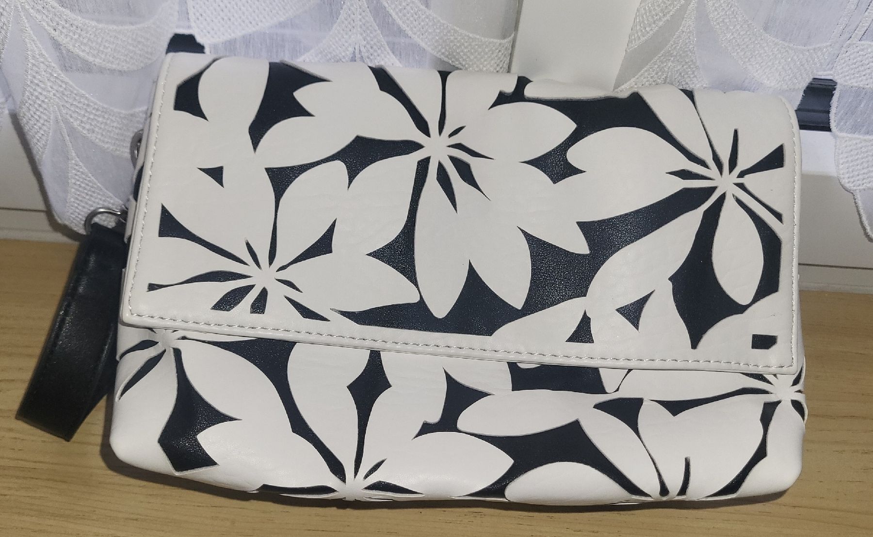 Desigual Borse da donna: Handtasche – Usato da Lupfig venduto da zwegenbaron 1